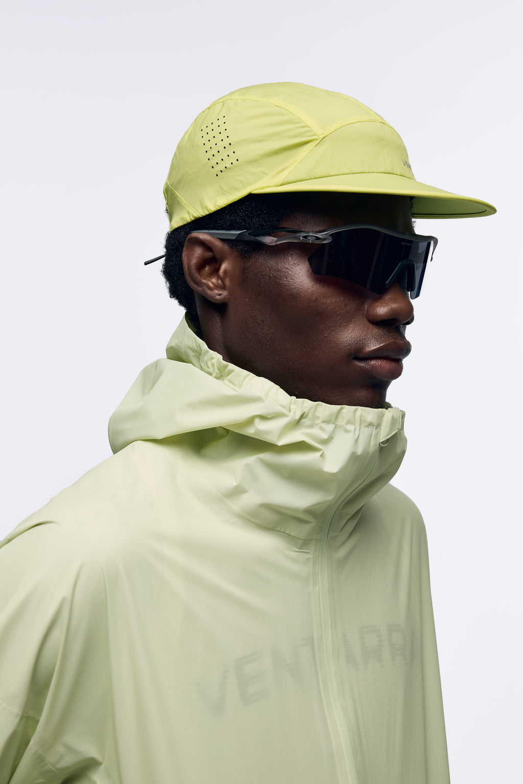 VT-26SS-SJK-004 Unisex Seam‑Sealed Breathable Running Jacket