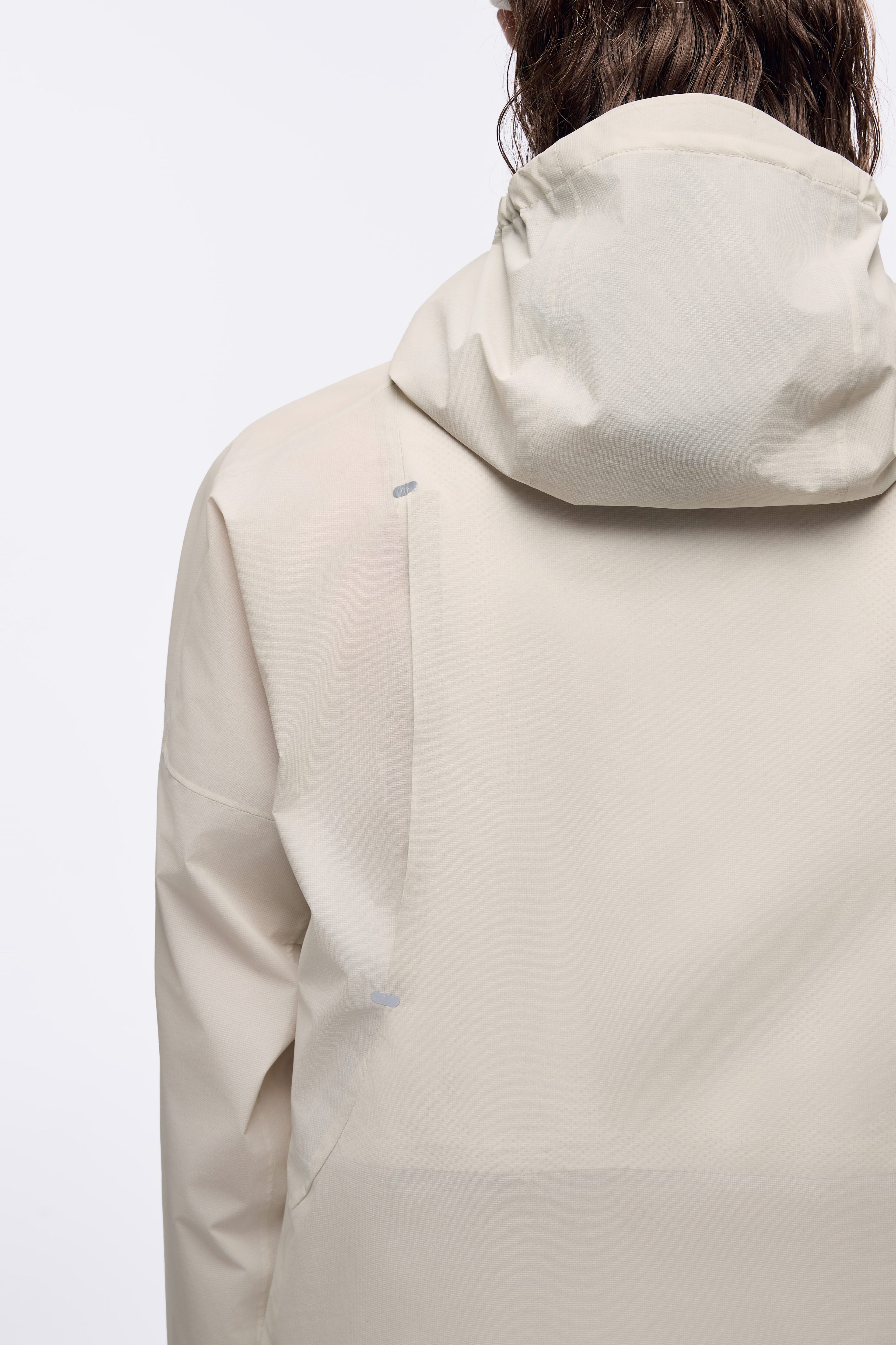 VT-26SS-SJK-004 Unisex Seam‑Sealed Breathable Running Jacket