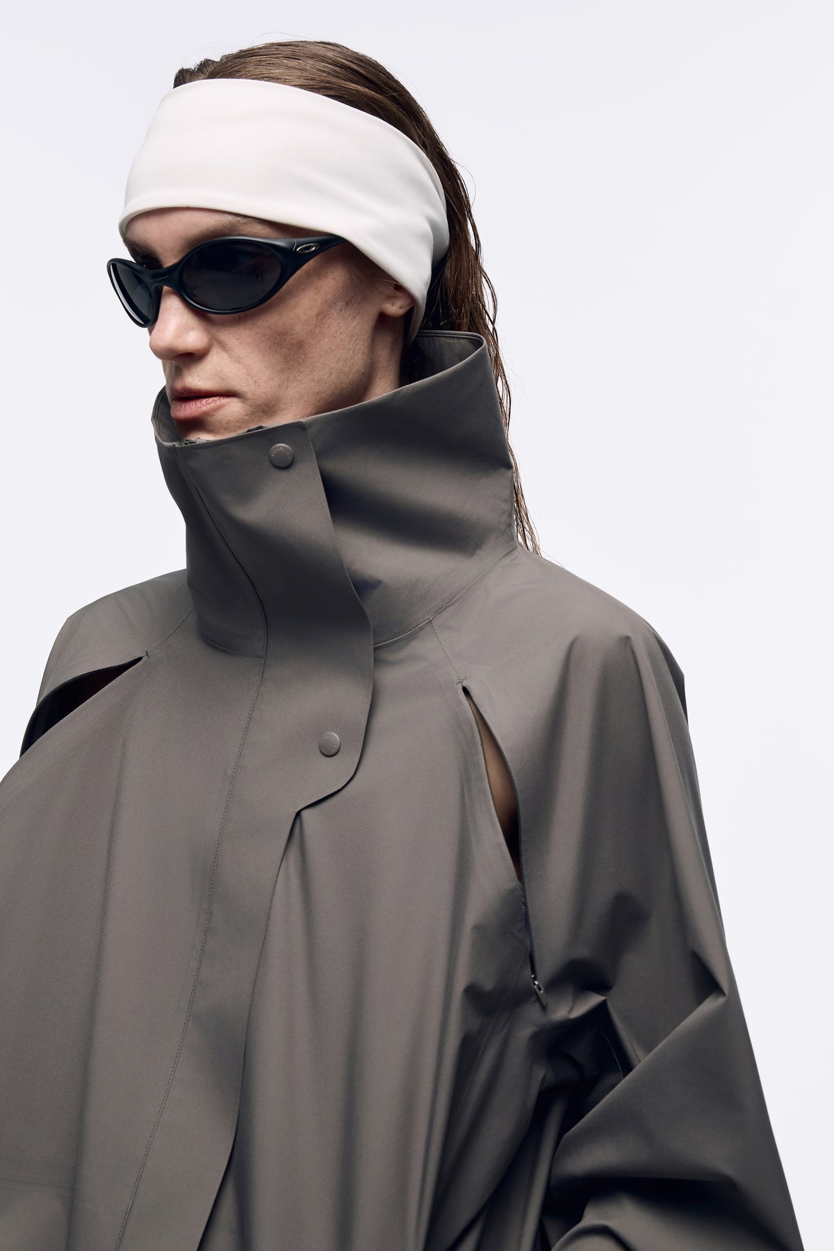 Ventarra Women's Bonded Jacket | Oversized Waterproof Windbreaker