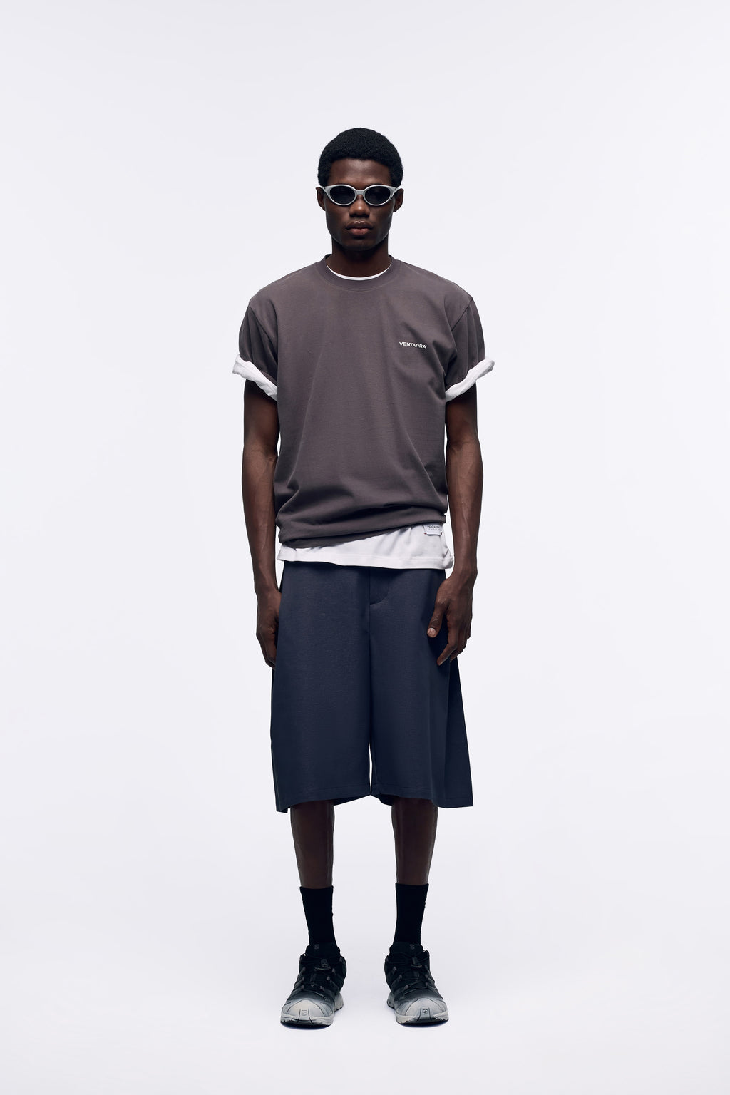Ventarra Men's Dynamic Lines T-Shirt – Minimalist Asymmetric Back Detail Streetwear Tee