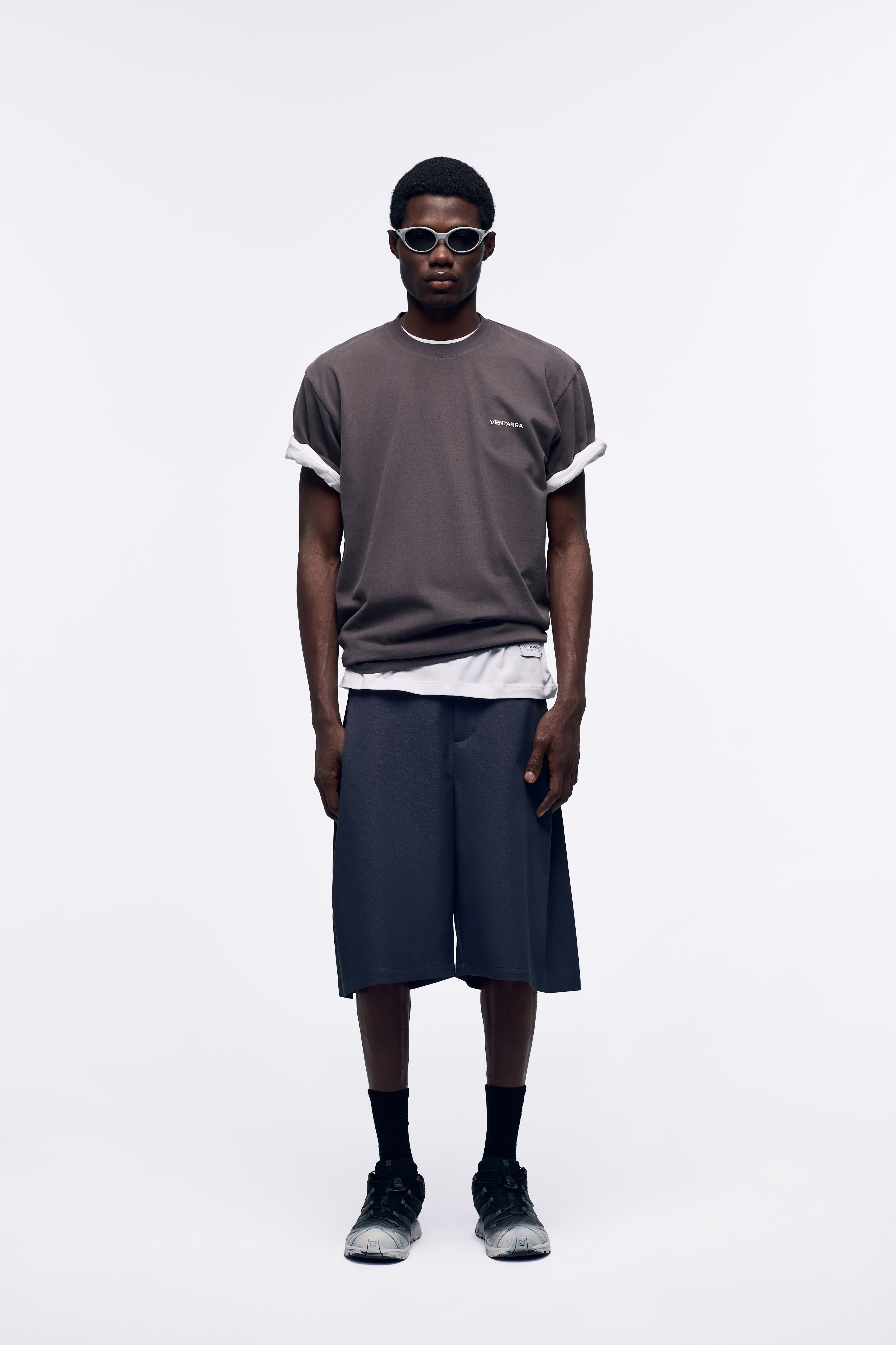 Ventarra Men's Dynamic Lines T-Shirt – Minimalist Asymmetric Back Detail Streetwear Tee
